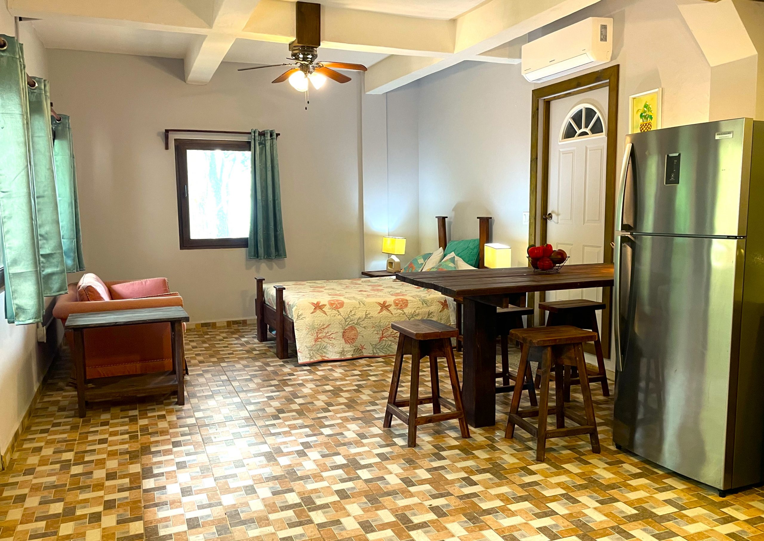 Studio at Mar Vista above West Bay — long term