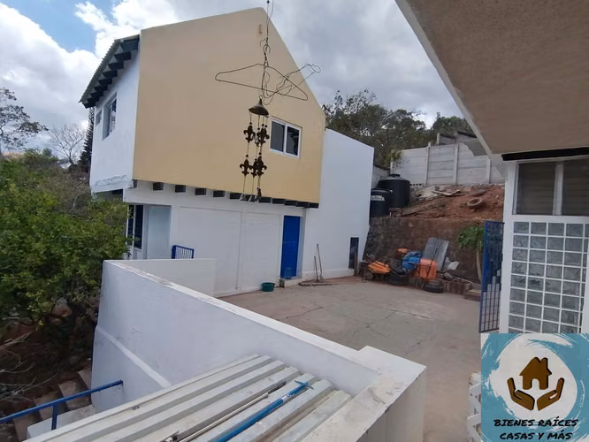 3-level 3BR house on 1,000 v² at Km 4 to Valle de Ángeles — photo 5