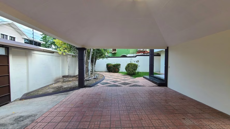 5BR house with pool in Los Álamos — photo 4