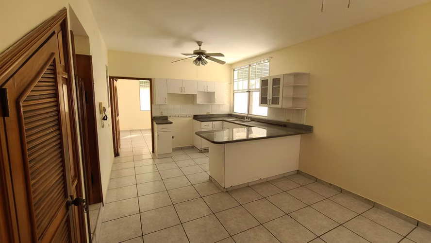 5BR house with pool in Los Álamos — photo 5
