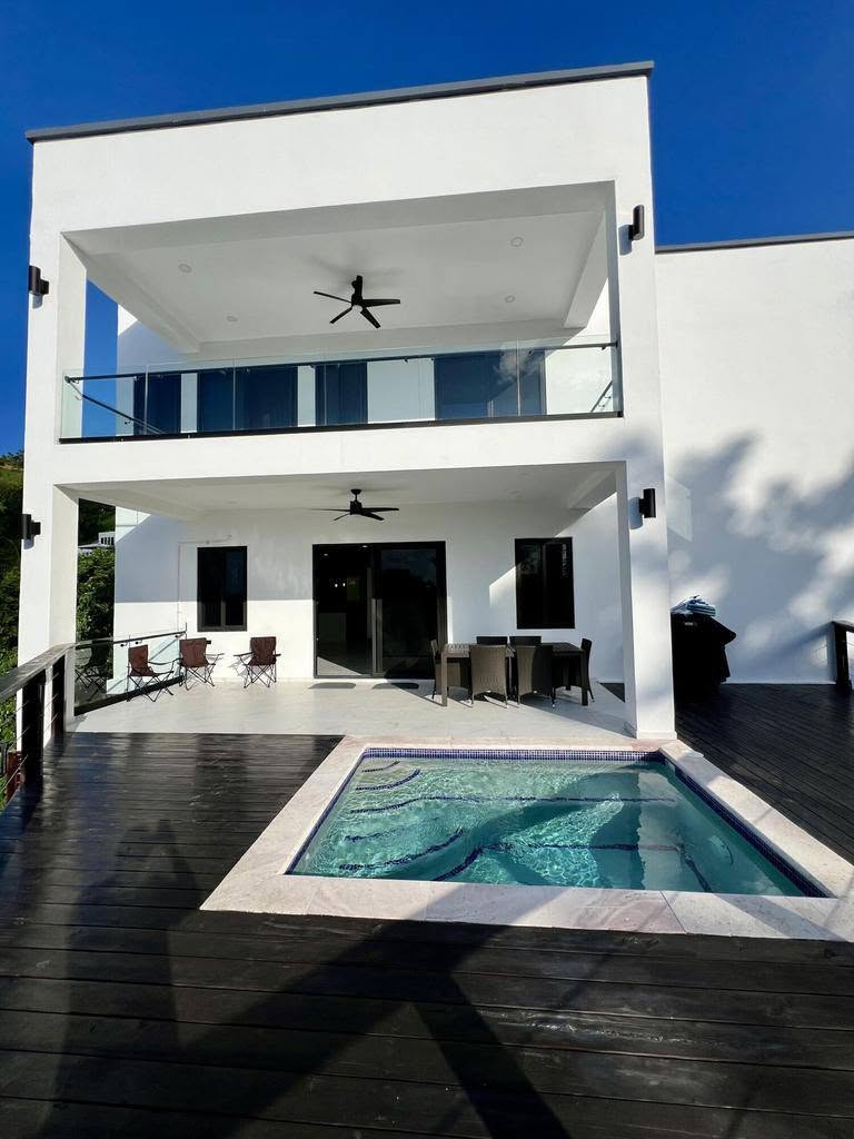 4BR modern house with pool at Coral View Village — photo 2