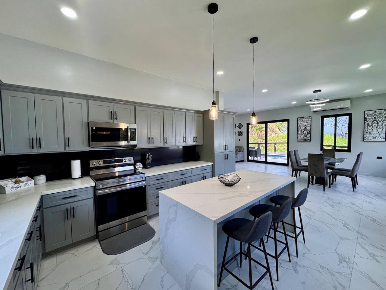 4BR modern house with pool at Coral View Village — photo 5