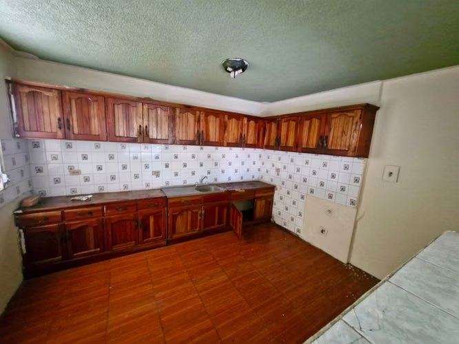Budget 5BR two-level house in Col. El Pedregal — photo 2