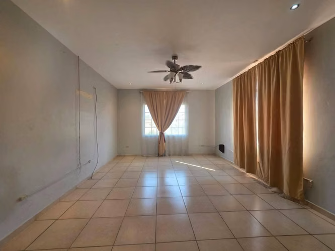 4BR house in Residencial Los Álamos