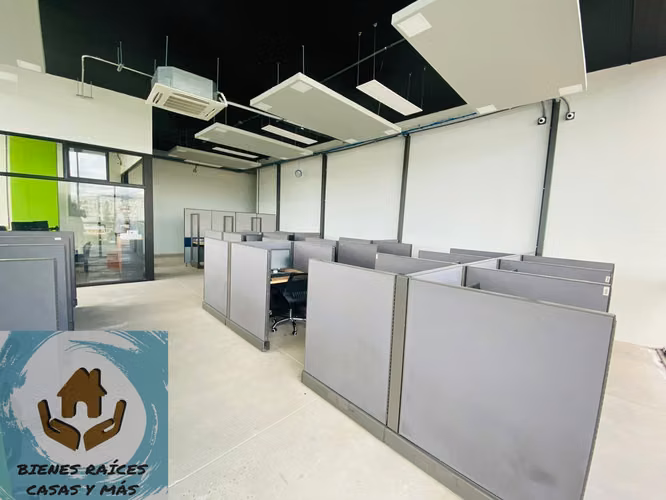105 m² office suite in Torre Ventu — foto 3