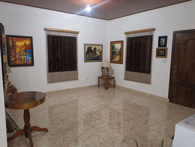 Single-level 5BR house with apartment in Valle de Ángeles — foto 3