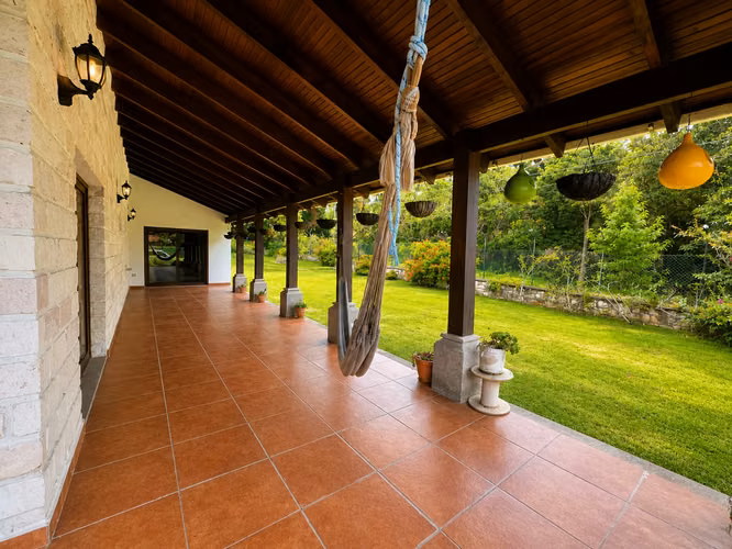 4BR country house on 1,848 m² lot near Tatumbla — photo 2